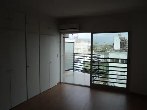 Avda. Trinvirato 3100, Piso 4