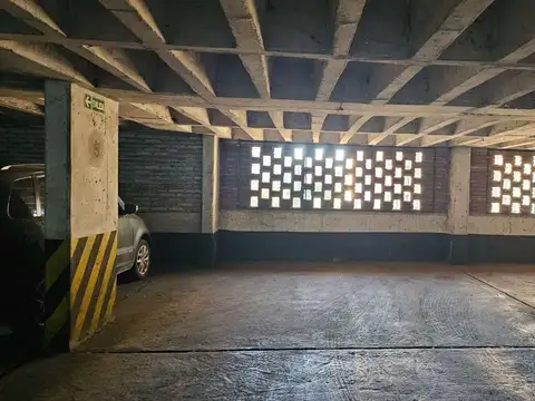 VENTAS  3 COCHERAS PRIVADAS CENTRO CORDOBA