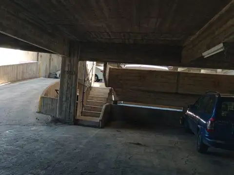 VENTA DE COCHERA, CENTRO DE ROSARIO.