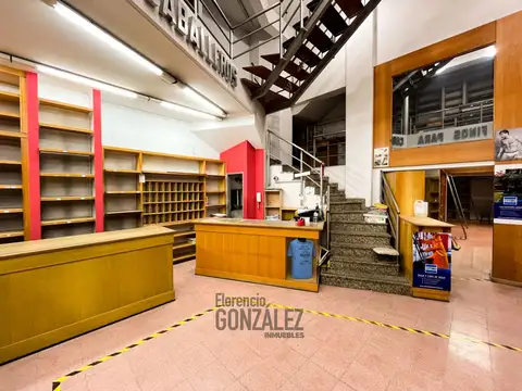 EMILIO CASTRO, AVDA. 7000, Piso PB