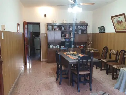CASA  3 dormitorios –  oficina    Villa Ballester   APTO CRÉDITO