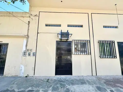 Departamento ambiente y medio en muy buena ubicación