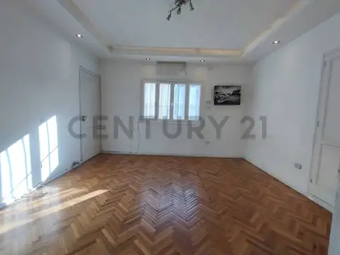 Departamento 5 ambientes con 3 baños