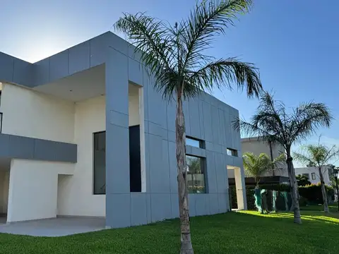 Casa en Barrio Magna en Venta