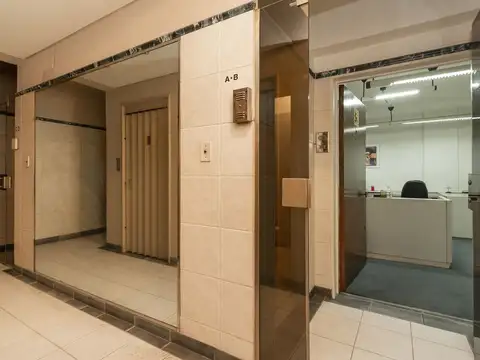 Oficina en Venta 50 años