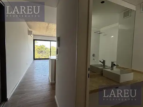 Departamento en Alquiler con 1 cochera