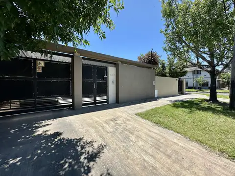 Casa en Venta en Lomas De Zamora, USD 168.000