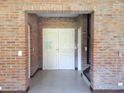 Casa en Venta en Santa Silvina, USD 260.000