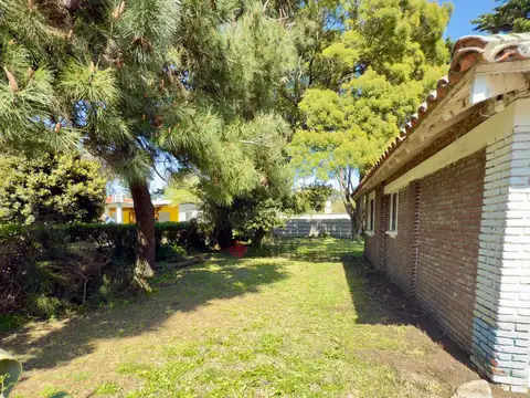 Casa 5 ambientes con 1 baño