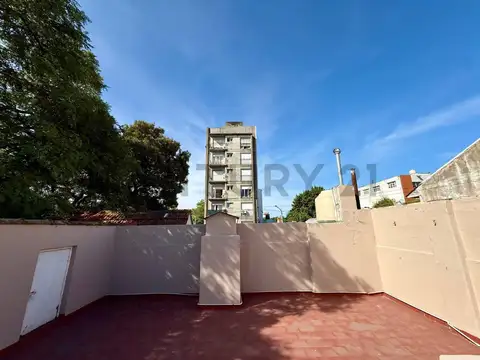 20 de septiembre 1300, Piso 0