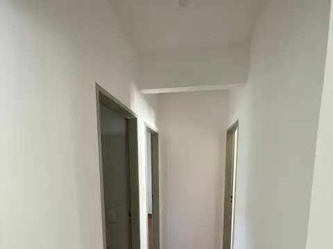 25 De Mayo 300, Piso 1