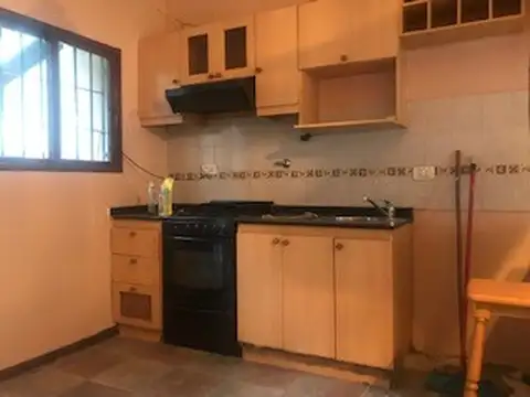 DUPLEX SIN EXPENSAS 3 AMB + PLAYROOM (POSIB 3° DORMIT)  COCHERA PATIO PARRILLA LAV PLACARES EXCEL.