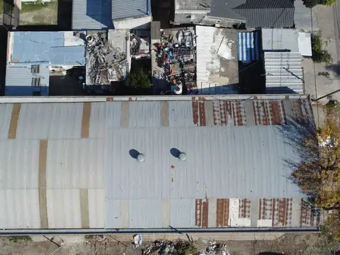 VENTA GALPON PARABOLICO CON GRUA -APTO CAMIONES