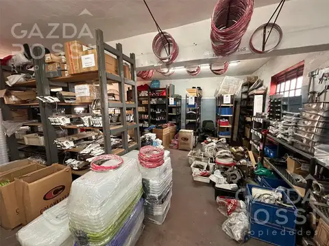 Local en Venta 40 años