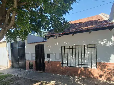 Primero de mayo 4000, Piso 0