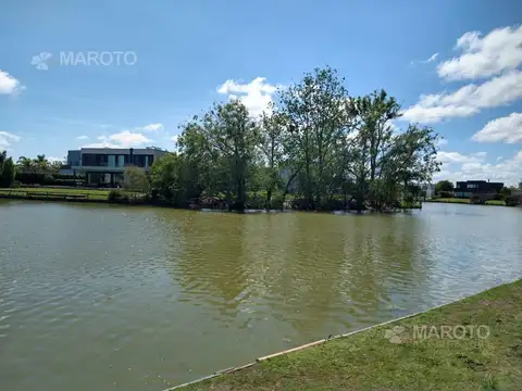 Casa en alquiler en El  Cantón Norte \ Maroto Propiedades