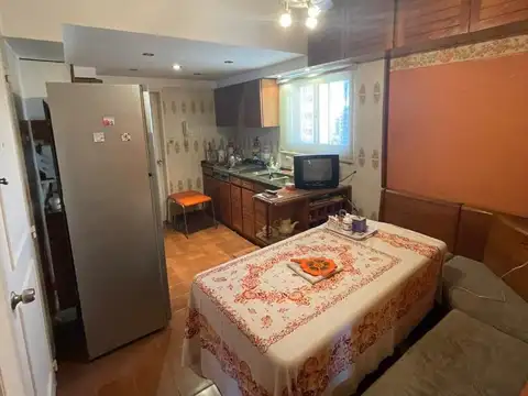 Departamento de 4 ambientes en el centro de Quilmes