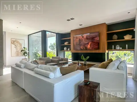 Casa en alquiler de verano al lago en el Barrio Virazon, Nordelta