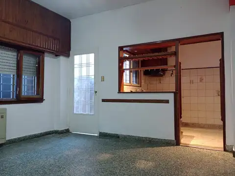 Depto Tipo Casa en Alquiler de 3 ambientes