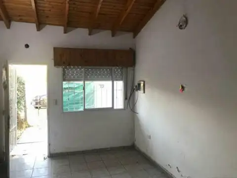 Casa en Venta en Francisco Alvarez, USD 70.000