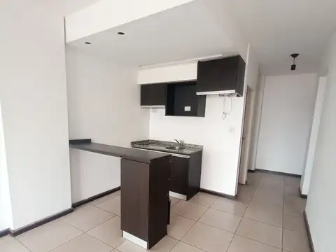 ALQUILER MONOAMBIENTE FLORESTA