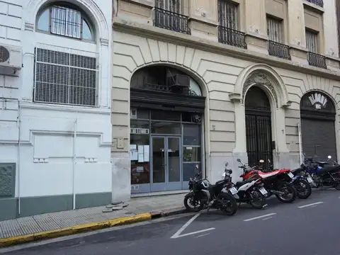 Local en  VENTA 150m2 con entrepiso y vivienda, San Nicolas, CABA