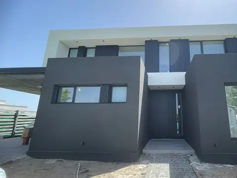 Casa en Venta en Puertos - Barrio Costas, USD 850.000