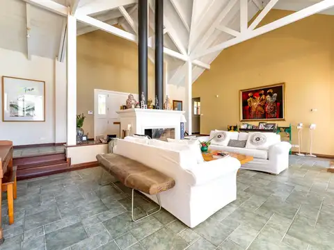 Casa en Venta de 5 dormitorios