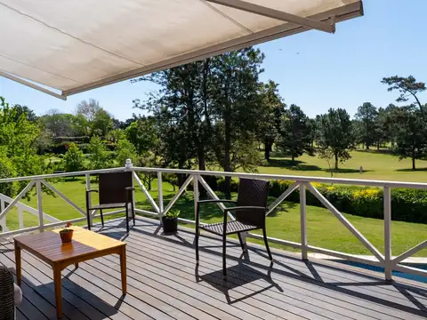 Casa en Venta de 5 dormitorios