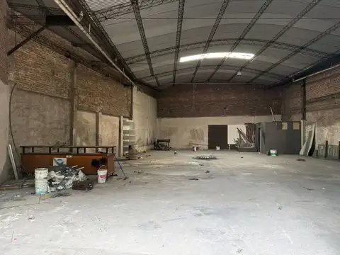 Galpon en Alquiler 24  mts Fondo