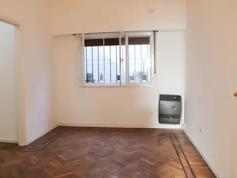 3 amb SIN Expensas Al Fte Balcón 1º x escalera