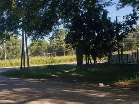 SE VENDE TERRENO A METROS DE RUTA 11