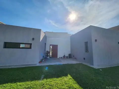 Casa a la venta en el Barrio Santa Emilia