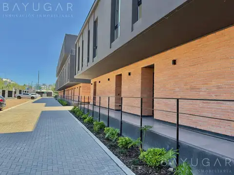 Venta Dúplex 3 ambientes en Pilar Caamaño