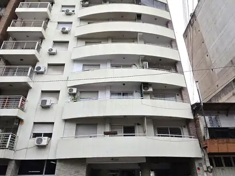 Cochera Semicubierta Paraguay 1700, Centro, Rosario.