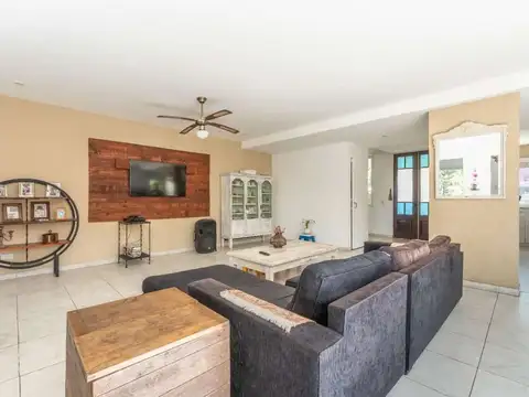 Casa en Venta de 5 dormitorios