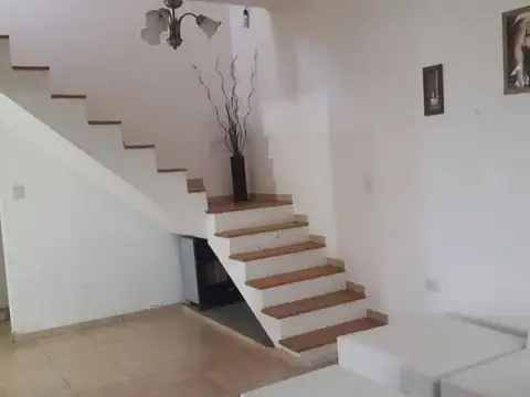 casa en VENTA. ubicada  General Rodriguez