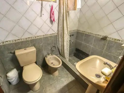 Depto Tipo Casa 3 ambientes con 1 baño