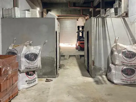 Avenida Hipólito Yrigoyen 2000