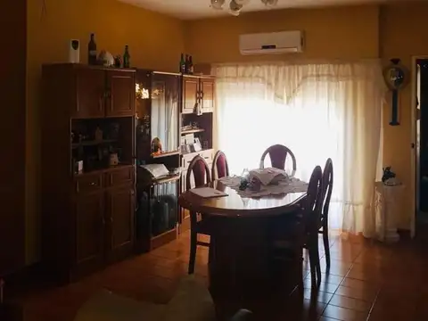 Casa en Venta en Ramos Mejia, USD 400.000