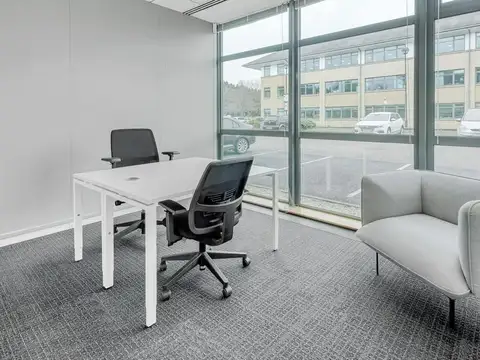 Oficina en Alquiler en Maipu, $ 185.631