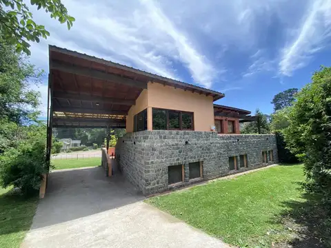 ESPECTACULAR CHALET CON PISCINA EN SIERRA DE LOS PADRES