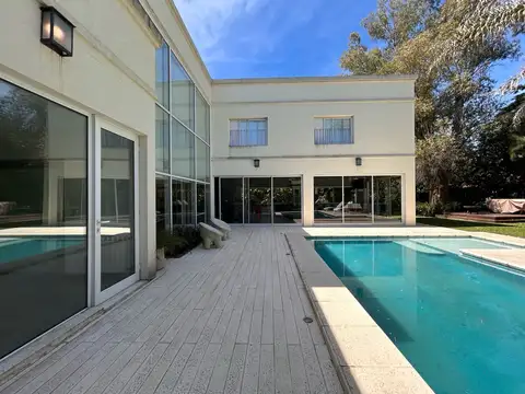 Casa en Venta de 5 dormitorios