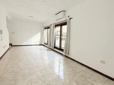 Venta PH 3 amb. Boedo con cochera, baja expensas