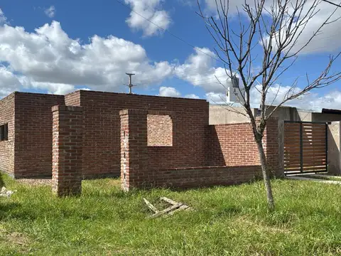 Oportunidad! Casa a Terminar en Lomas de Alicia Las Tabas Lote 25