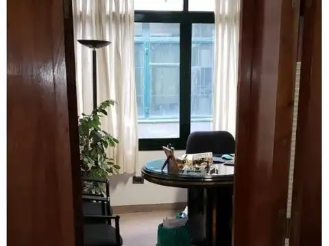 Gral Juan Lavalle 1600, Piso 1