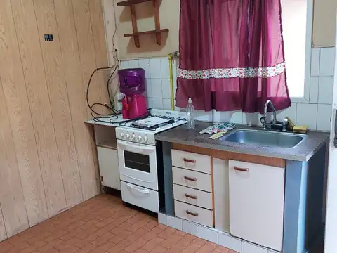 Depto Tipo Casa en Alquiler en Villa Constructora, $ 265.000