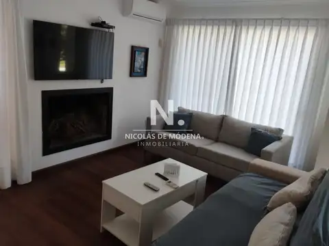 Casa 4 ambientes con 3 baños