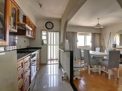 VENTA DEPARTAMENTO 4 AMBIENTES EN FLORESTA