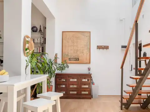 Depto Tipo Casa en Venta 40 años